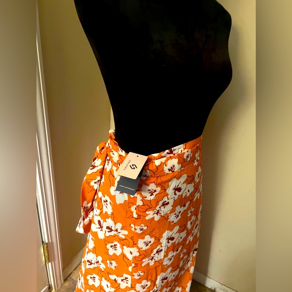 Orange floral wrap maxi skirt NWT XL